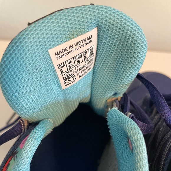 Rebook Women’s memory foam shoes - Picture 6 of 6